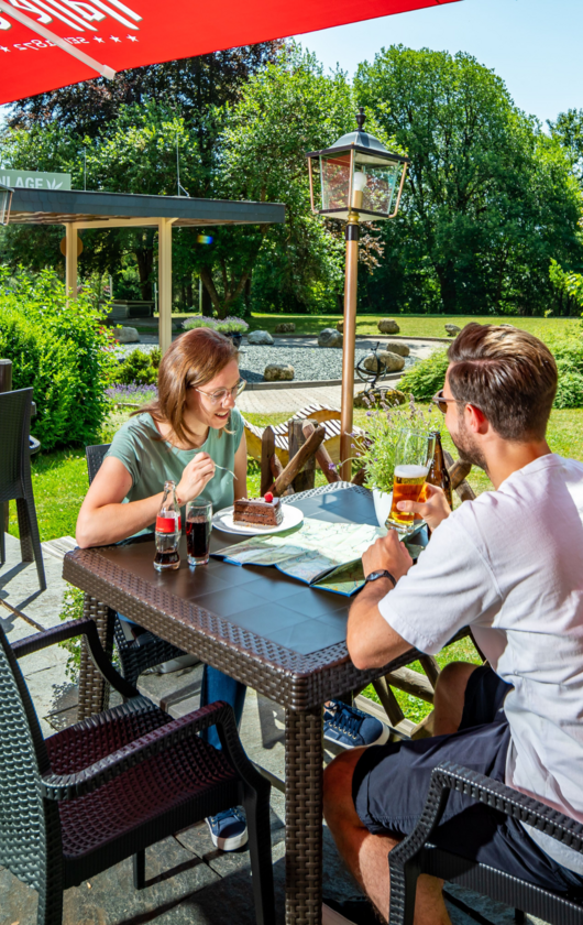 ahorn-harz-hotel-braunlage-biergarten