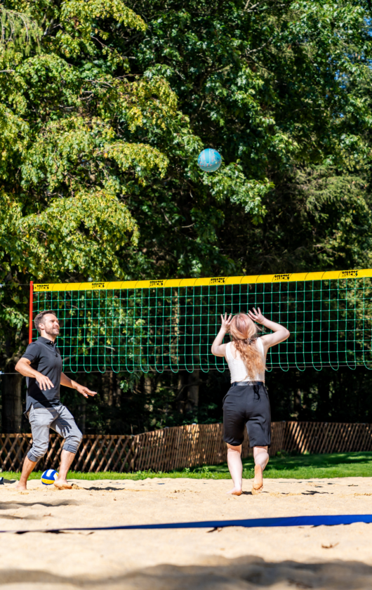 ahorn-harz-hotel-braunlage-beachvolleyball