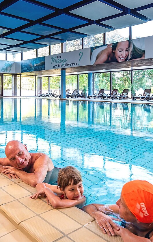 AHORN Harz Hotel Braunlage Innen-Pool Familie