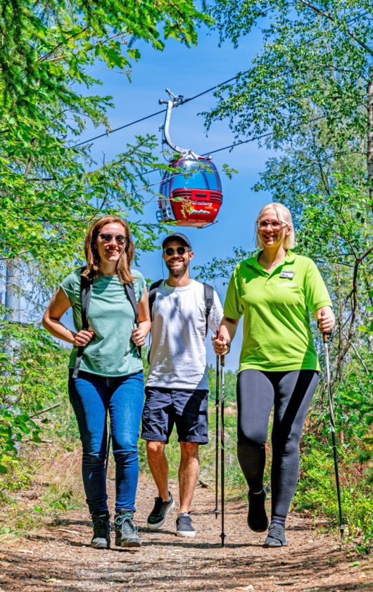 ahorn-hotels-und-resorts-active-team-wanderung