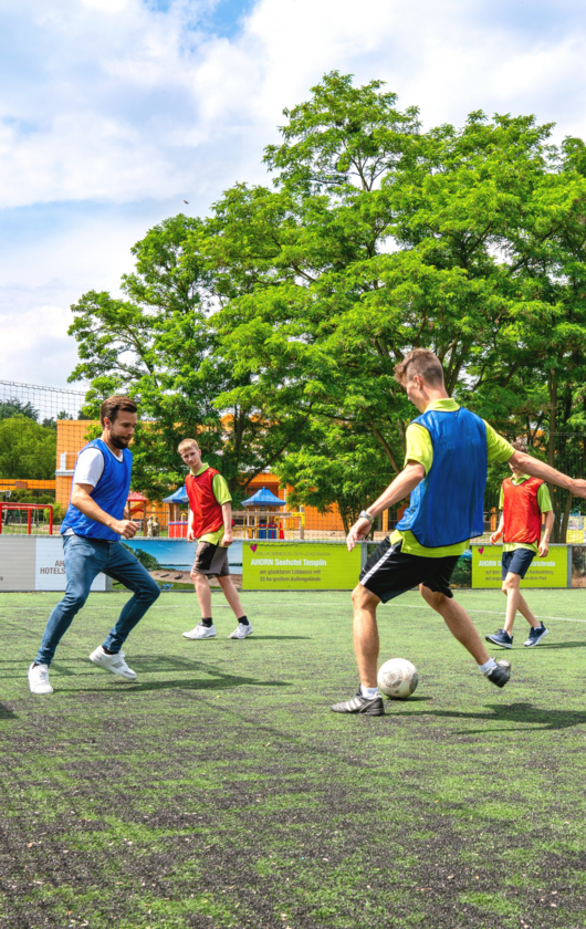 ahorn-hotels-und-resorts-active-team-fussball